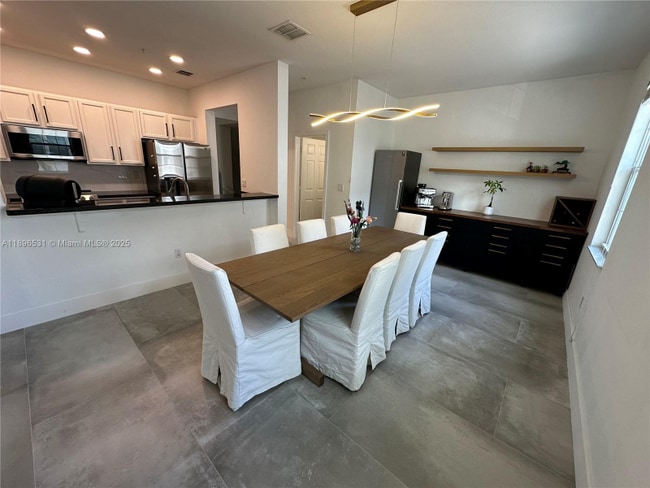 2662 SW 118 Rd in Miramar, FL - Building Photo - Building Photo