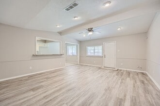 602 Carl C Senter St in Forney, TX - Building Photo - Building Photo