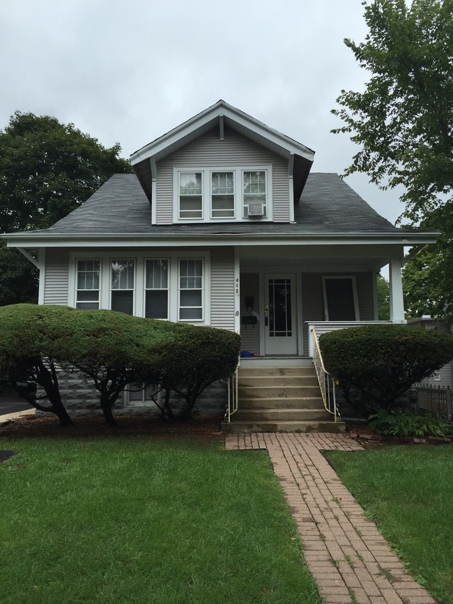 property at 412 S Craig Pl