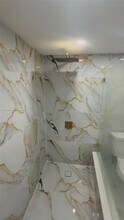 600 NW 214th St in Miami Gardens, FL - Building Photo - Building Photo