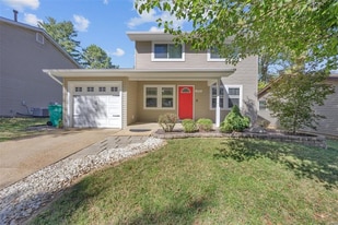 1777 Williamsburg Dr in Barnhart, MO - Building Photo