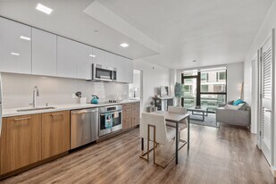 923 Folsom in San Francisco, CA - Building Photo