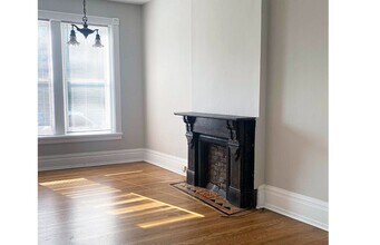 2215 Ohio Ave in Cincinnati, OH - Foto de edificio - Building Photo