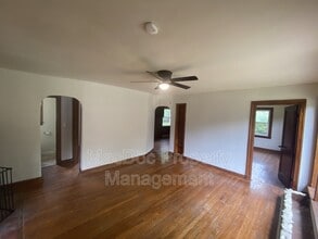 25345 Patriot Hwy in Ruther Glen, VA - Foto de edificio - Building Photo