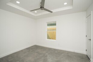 4013 Peach Ln in Weslaco, TX - Building Photo