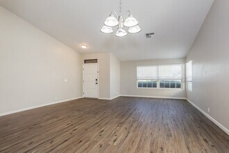 23837 N 40th Dr in Glendale, AZ - Building Photo - Building Photo