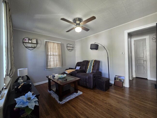 1901 Cherry St in Columbia, TN - Building Photo - Building Photo