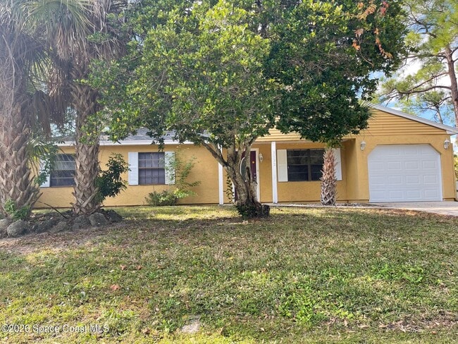 1122 Jericho Ave NW in Palm Bay, FL - Building Photo - Building Photo