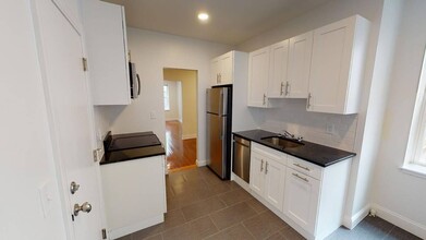 789 Washington St, Unit 2 Bed in Brookline, MA - Building Photo - Building Photo