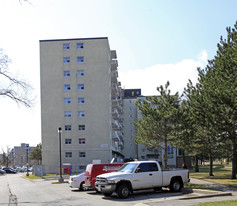 McCowan Rd Apartments