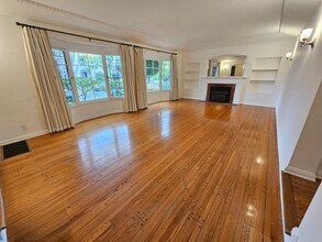 363-363 N Mansfield Ave in Los Angeles, CA - Building Photo - Building Photo