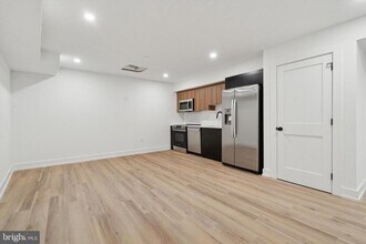 808 N 3rd St in Philadelphia, PA - Building Photo - Building Photo