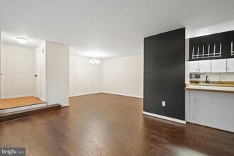 123 W Conway St in Baltimore, MD - Building Photo - Building Photo