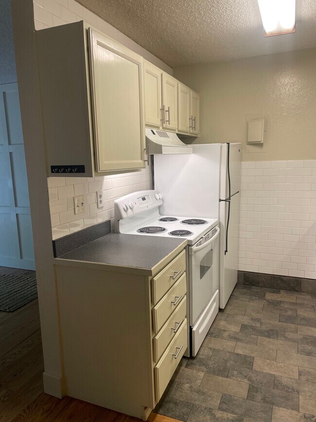 3250 O'Neal Cir, Unit F15 in Boulder, CO - Building Photo - Building Photo