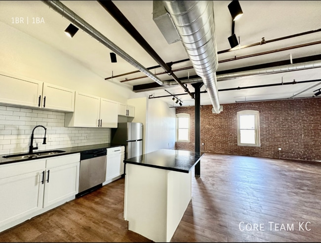 property at 204 Walnut St