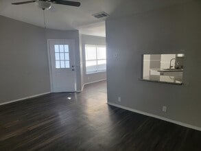 4122 Alaskian Sunrise in San Antonio, TX - Building Photo - Building Photo