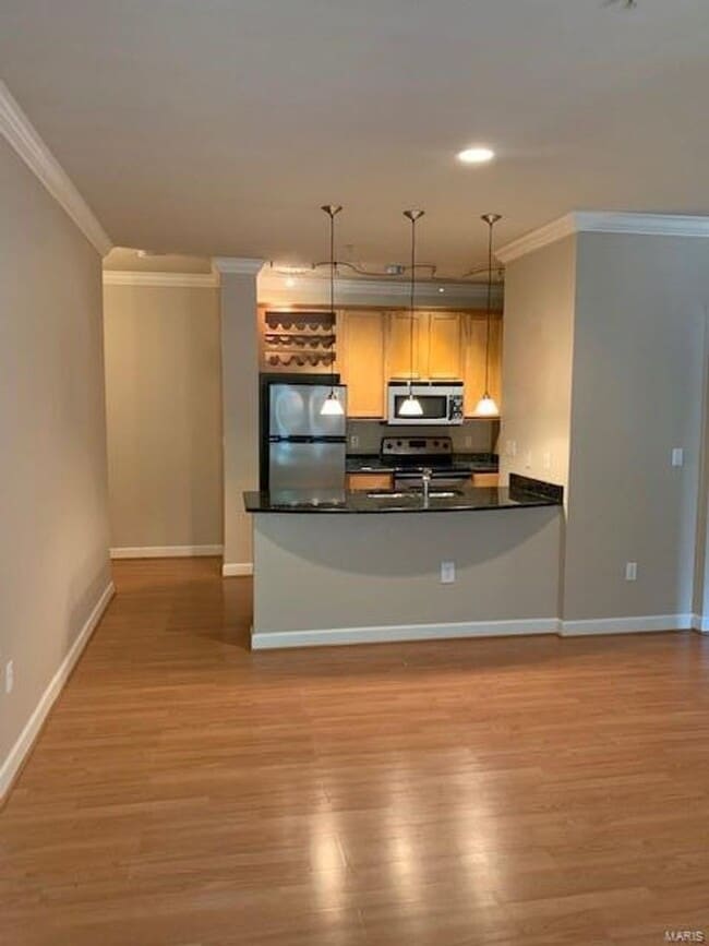 2746 Mcknight Crossing Ct in St. Louis, MO - Building Photo - Building Photo