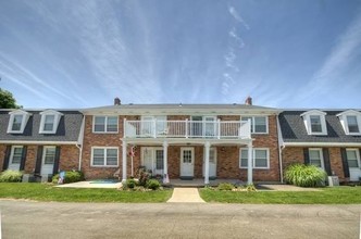 Georgetown Apartments in Williamsville, NY - Foto de edificio - Building Photo