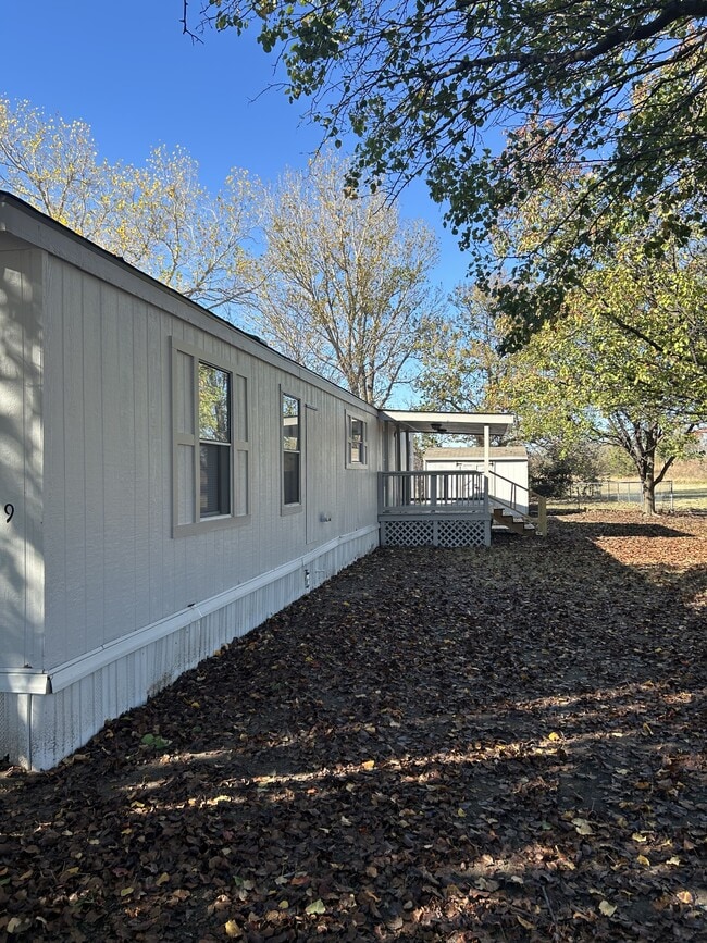 property at 1529 Crimson Ln