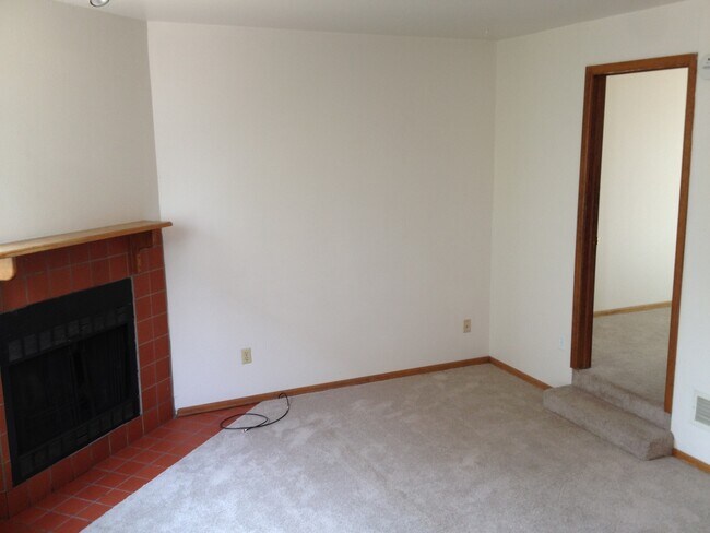 2245 Goss Cir E in Boulder, CO - Building Photo - Building Photo