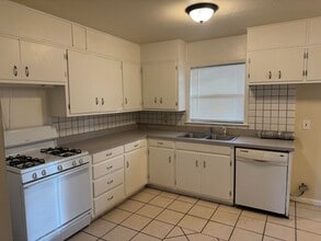 2821 61st St in Lubbock, TX - Building Photo - Building Photo