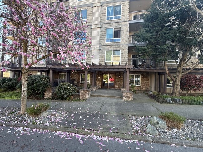 3015 SW Avalon Way in Seattle, WA - Building Photo - Building Photo