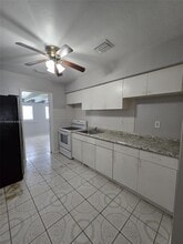 480 NE 136th St in North Miami, FL - Building Photo - Building Photo