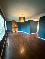 406 E 43rd St in Tacoma, WA - Building Photo