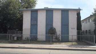 3308 E Olive Ave in Fresno, CA - Building Photo