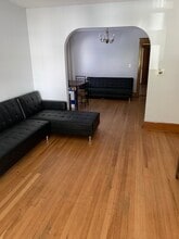 156 BENSON ST, Unit Floor 1 in Albany, NY - Foto de edificio - Building Photo