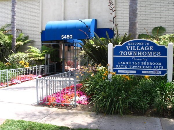 5480 Aurora Dr in Ventura, CA - Building Photo