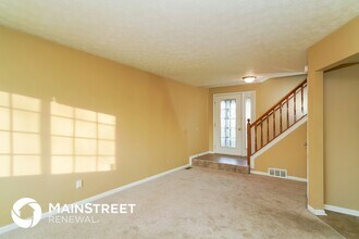 132 Westridge Pl in Greenwood, IN - Building Photo - Building Photo