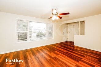 671 Saginaw Ave in Calumet City, IL - Building Photo - Building Photo