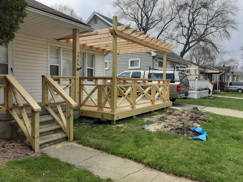 1786 Annabelle St, Unit 5 in Ferndale, MI - Foto de edificio