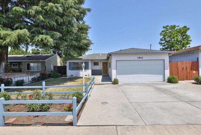 property at 1841 Briarwood Dr