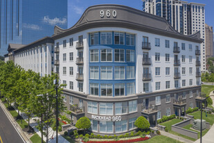 Buckhead 960 Apartments