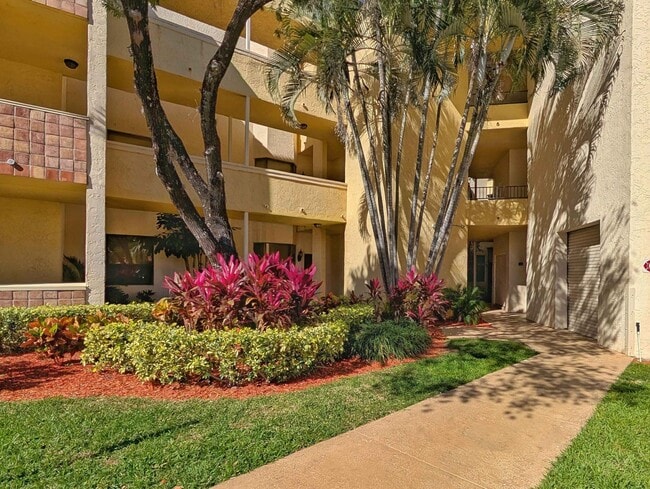 7535 La Paz Blvd, Unit 107 in Boca Raton, FL - Building Photo - Building Photo