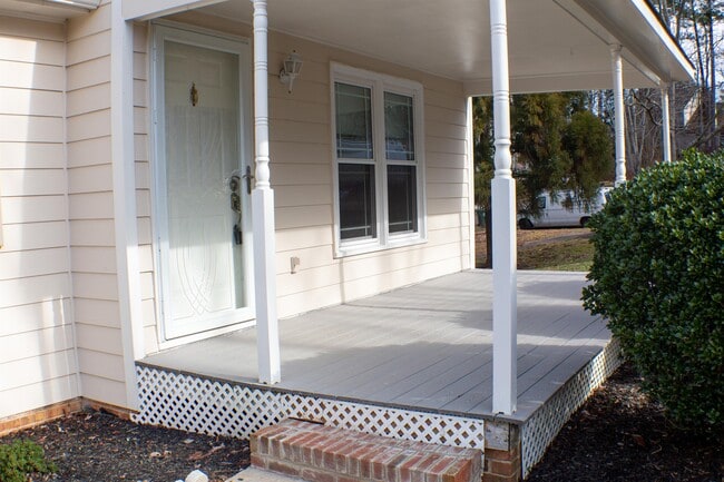 115 London Plain Ct in Cary, NC - Building Photo - Building Photo