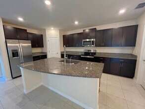 2177 Teneroc Trl in Lakeland, FL - Building Photo - Building Photo