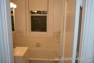 22 Chauncy St in Cambridge, MA - Building Photo - Building Photo