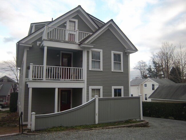 1 Latham St-Unit -1 in Groton, CT - Building Photo - Building Photo