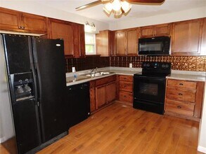 1529 Longview St in Mesquite, TX - Building Photo - Building Photo