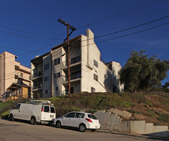 707 Bernard St in Los Angeles, CA - Building Photo