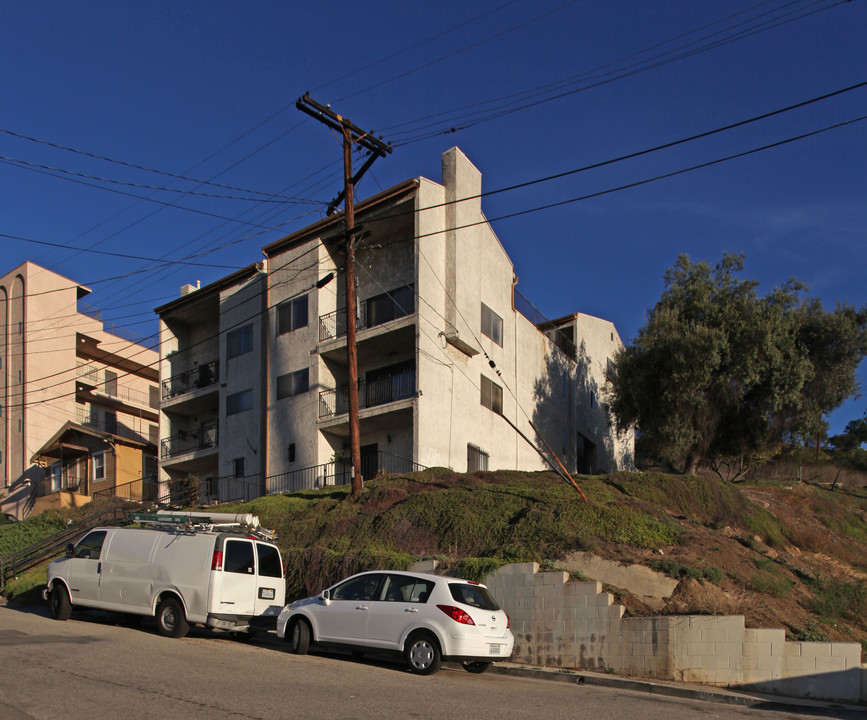 707 Bernard St in Los Angeles, CA - Foto de edificio