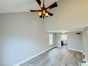 2274 Briarwood Dr in Coplay, PA - Building Photo - Building Photo