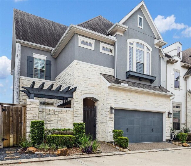 5739 Concha Ln in Houston, TX - Building Photo - Building Photo