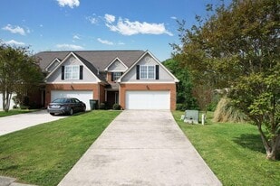 3064 Igou Crossing Dr in Chattanooga, TN - Building Photo