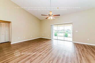 920 49th St Cir E in Bradenton, FL - Foto de edificio - Building Photo