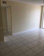 2029 NW 46th Ave in Lauderhill, FL - Building Photo - Building Photo