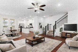 2634 Dodson St in Garland, TX - Building Photo - Building Photo